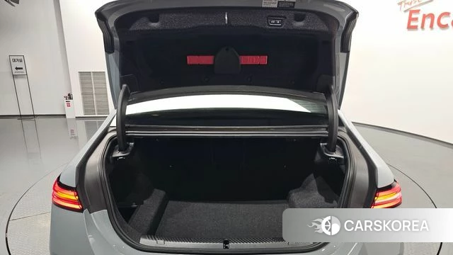 BMW 5 Series (G60) id 4584424 из Кореи 27