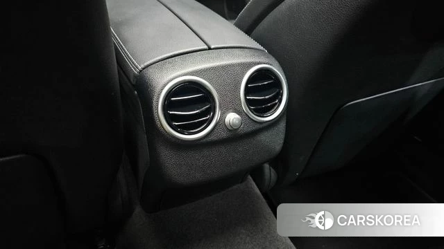 Mercedes-Benz C-Class W205 id 4632550 из Кореи 27