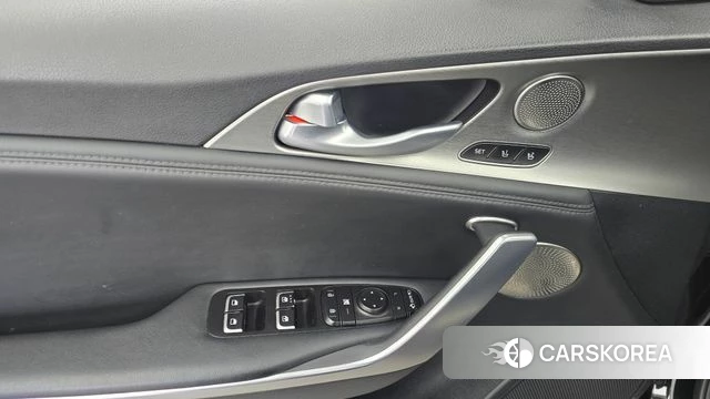 Kia Stinger id 4536800 из Кореи 27