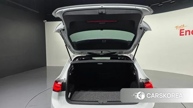 Volkswagen Golf 8th Generation id 4243258 из Кореи 28