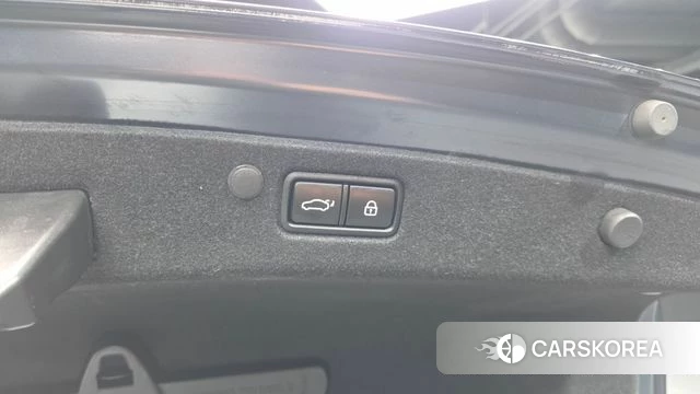 Hyundai The New Grandeur IG Hybrid id 4284691 из Кореи 28