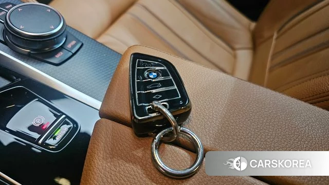 BMW 5 Series (G30) id 4692191 из Кореи 28
