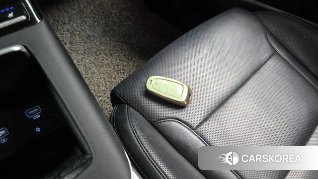 Hyundai The New Grandeur IG id 4688844 из Кореи 28