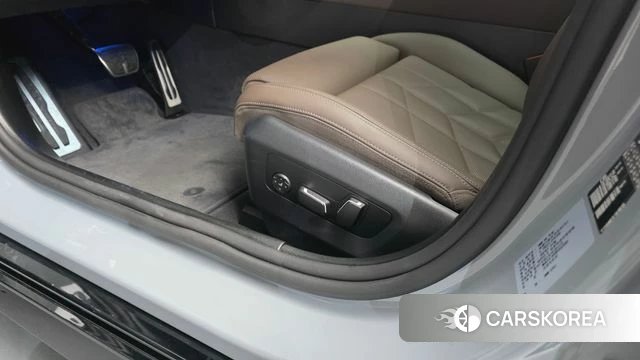 BMW 5 Series (G60) id 4792289 из Кореи 28