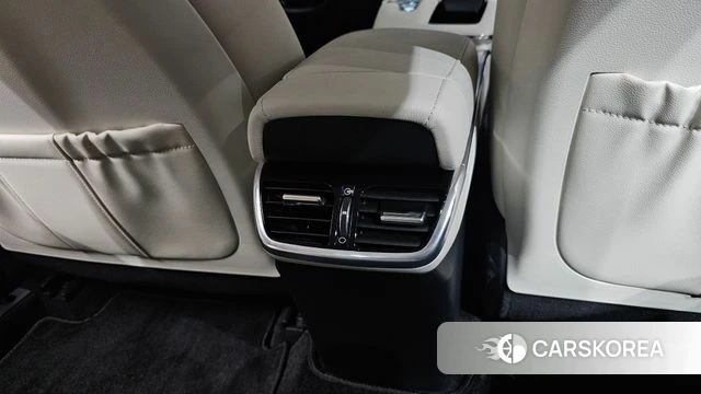 Hyundai The New Grandeur IG Hybrid id 4707445 из Кореи 28