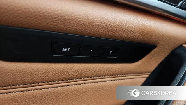 BMW 5 Series (G30) id 4746926 из Кореи 28