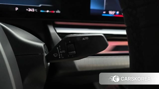 BMW 5 Series (G60) id 4589885 из Кореи 28