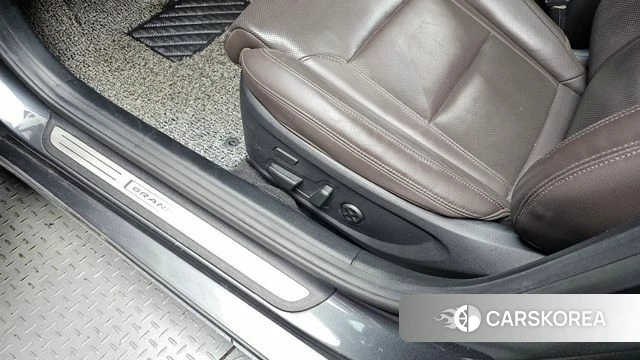 Hyundai The New Grandeur IG id 4501411 из Кореи 28