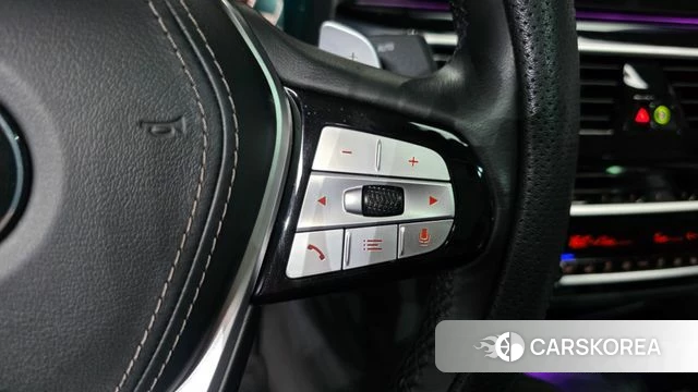 BMW 5 Series (G30) id 4689016 из Кореи 28