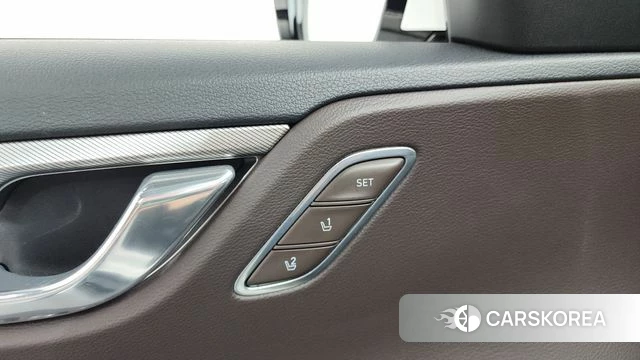Hyundai The New Grandeur IG id 4250656 из Кореи 28