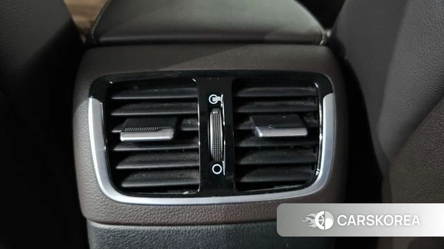 Hyundai Grandeur IG Hybrid id 4351102 из Кореи 28