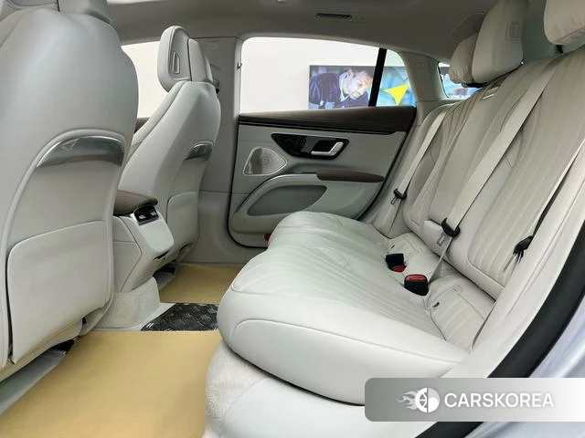 Mercedes-Benz EQS id 4208429 из Китая 28
