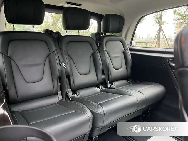 Mercedes-Benz V-class id 4228508 из Китая 28