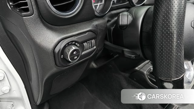 Jeep Wrangler (JL) id 4773842 из Кореи 28