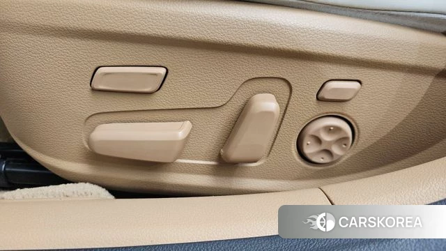 Hyundai The New Grandeur IG id 4619486 из Кореи 28