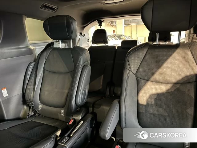 Toyota Grevia id 4259344 из Китая 28
