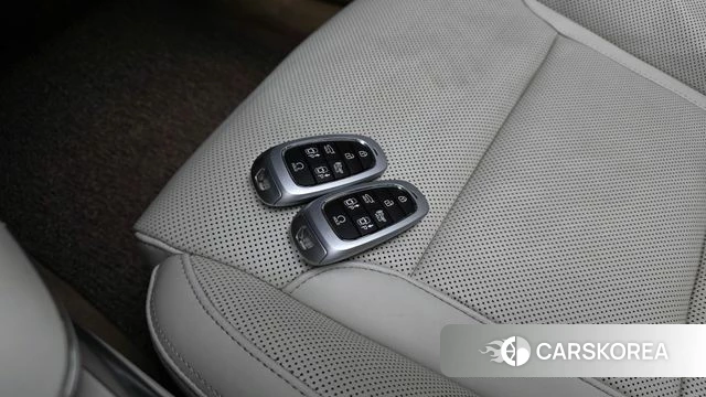 Hyundai The New Grandeur IG id 4424123 из Кореи 28