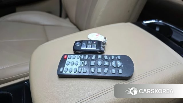 Kia The New Carnival id 4765391 из Кореи 28