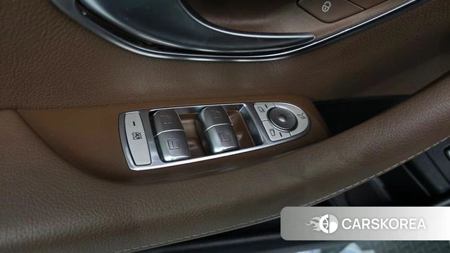 Mercedes-Benz E-Class W213 id 4873282 из Кореи 28