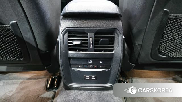 BMW 3 Series (G20) id 4702807 из Кореи 28