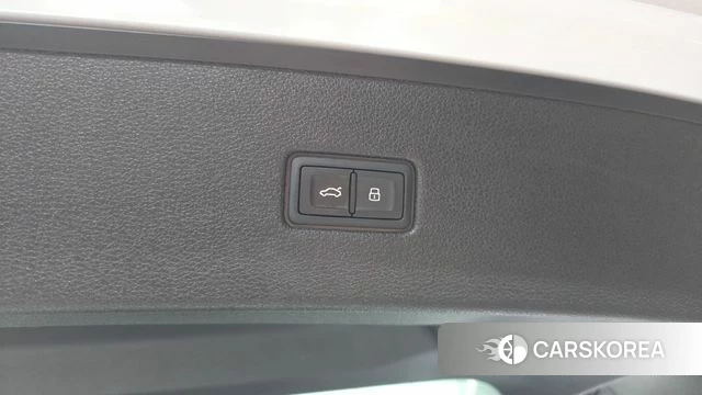 Audi Q8 (4M) id 4294455 из Кореи 28
