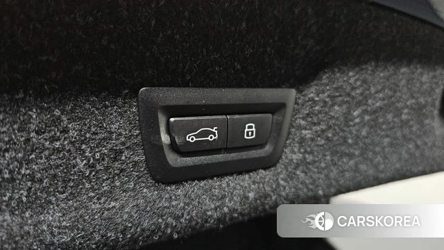 BMW 3 Series (G20) id 4640001 из Кореи 28