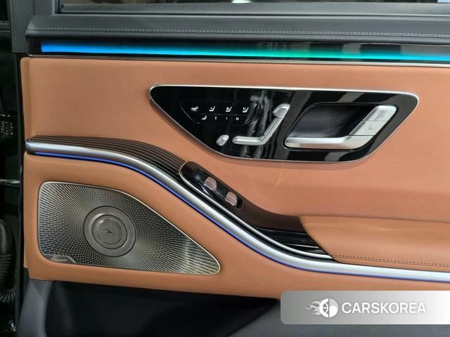 Mercedes-Benz S-class id 4314234 из Китая 28