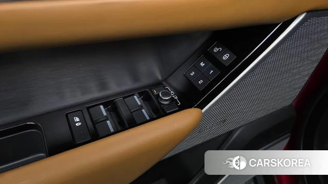 Land Rover Range Rover Velar id 4728284 из Кореи 28