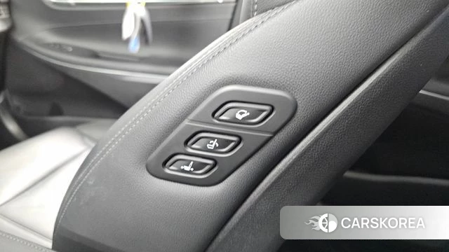 Hyundai The New Grandeur IG Hybrid id 4935881 из Кореи 28