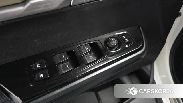 Ssangyong Torres id 4768373 из Кореи 28