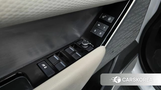 Land Rover Range Rover Velar id 4344641 из Кореи 28