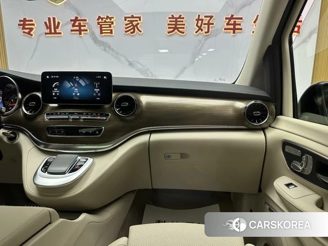 Mercedes-Benz V-class id 4264645 из Китая 28