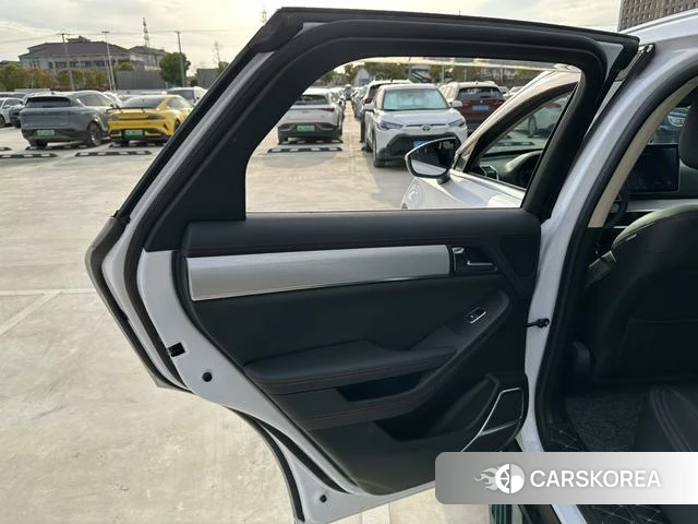 BYD Tang DM id 4240515 из Китая 28