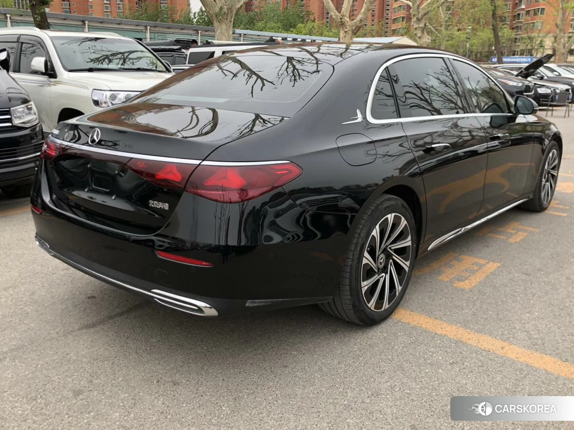 Mercedes-Benz E-Class id 4513496 из Китая 28