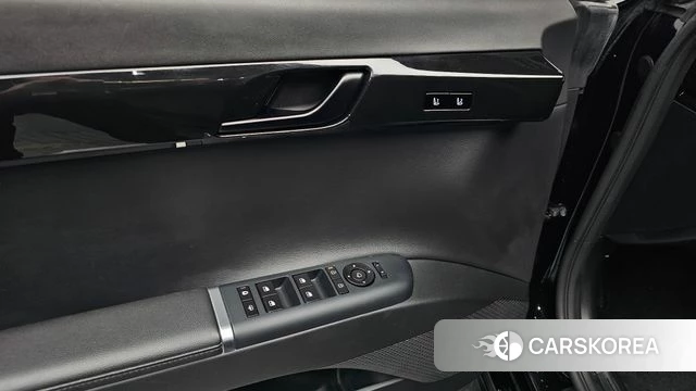 Hyundai Grandeur Hybrid (GN7) id 4880452 из Кореи 28