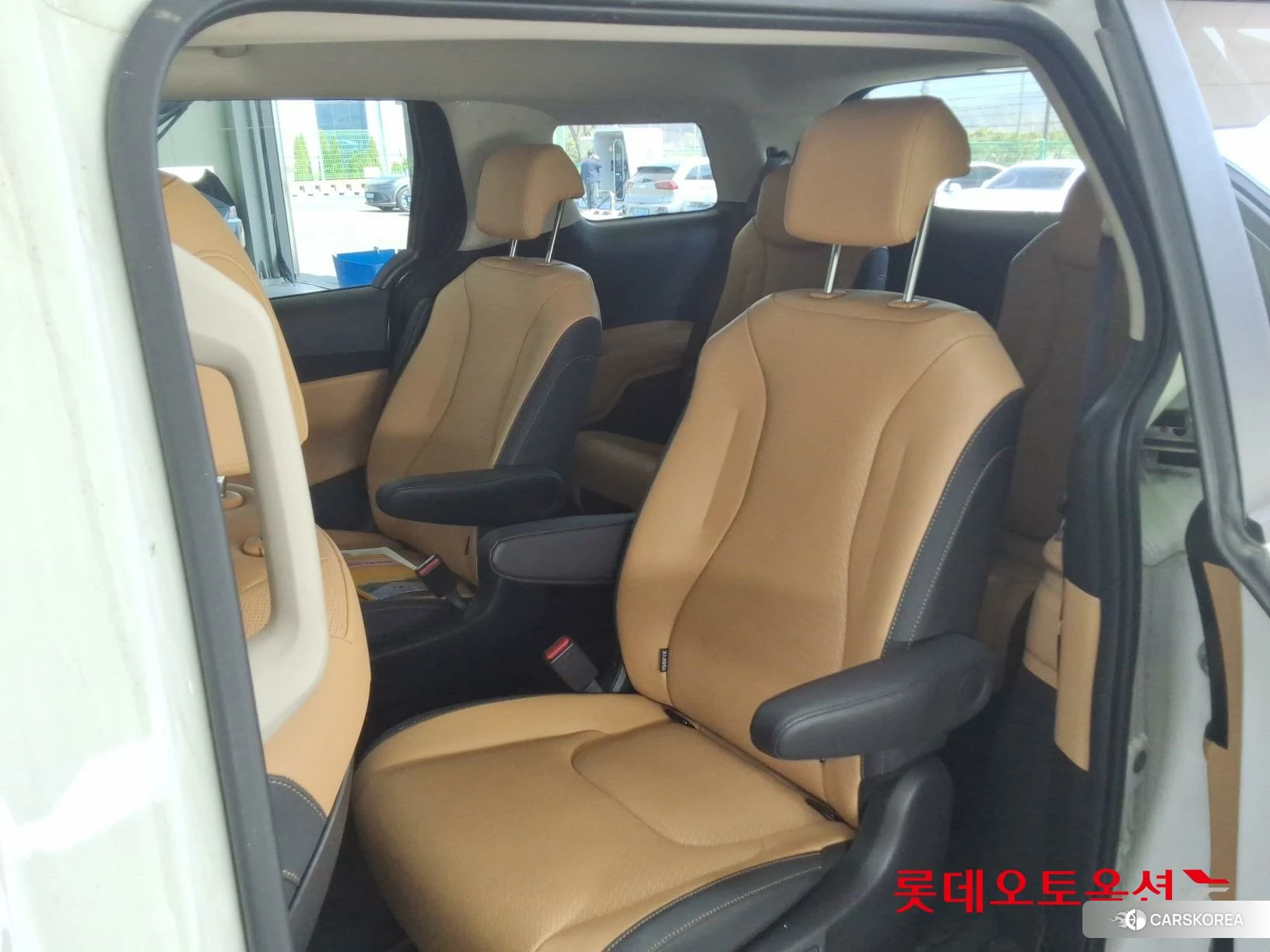 Kia Carnival id 3882091 из Кореи 28