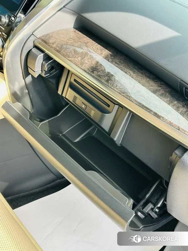 Toyota Elfa id 3908354 из Китая 28