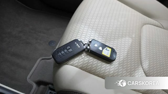 Kia Carnival 4th generation id 4267028 из Кореи 28