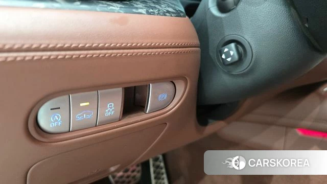Genesis G90 (RS4) id 4758600 из Кореи 28