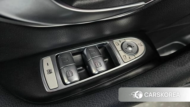 Mercedes-Benz E-Class W213 id 4344854 из Кореи 28