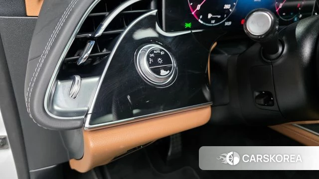 Mercedes-Benz E-Class W214 id 4591038 из Кореи 28
