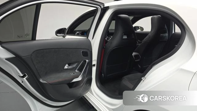 Mercedes-Benz A-Class W177 id 4729859 из Кореи 28
