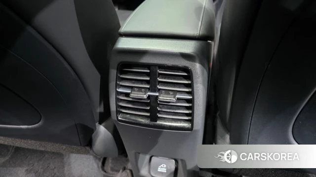 Kia Di Ol Nu Niro id 4686647 из Кореи 28