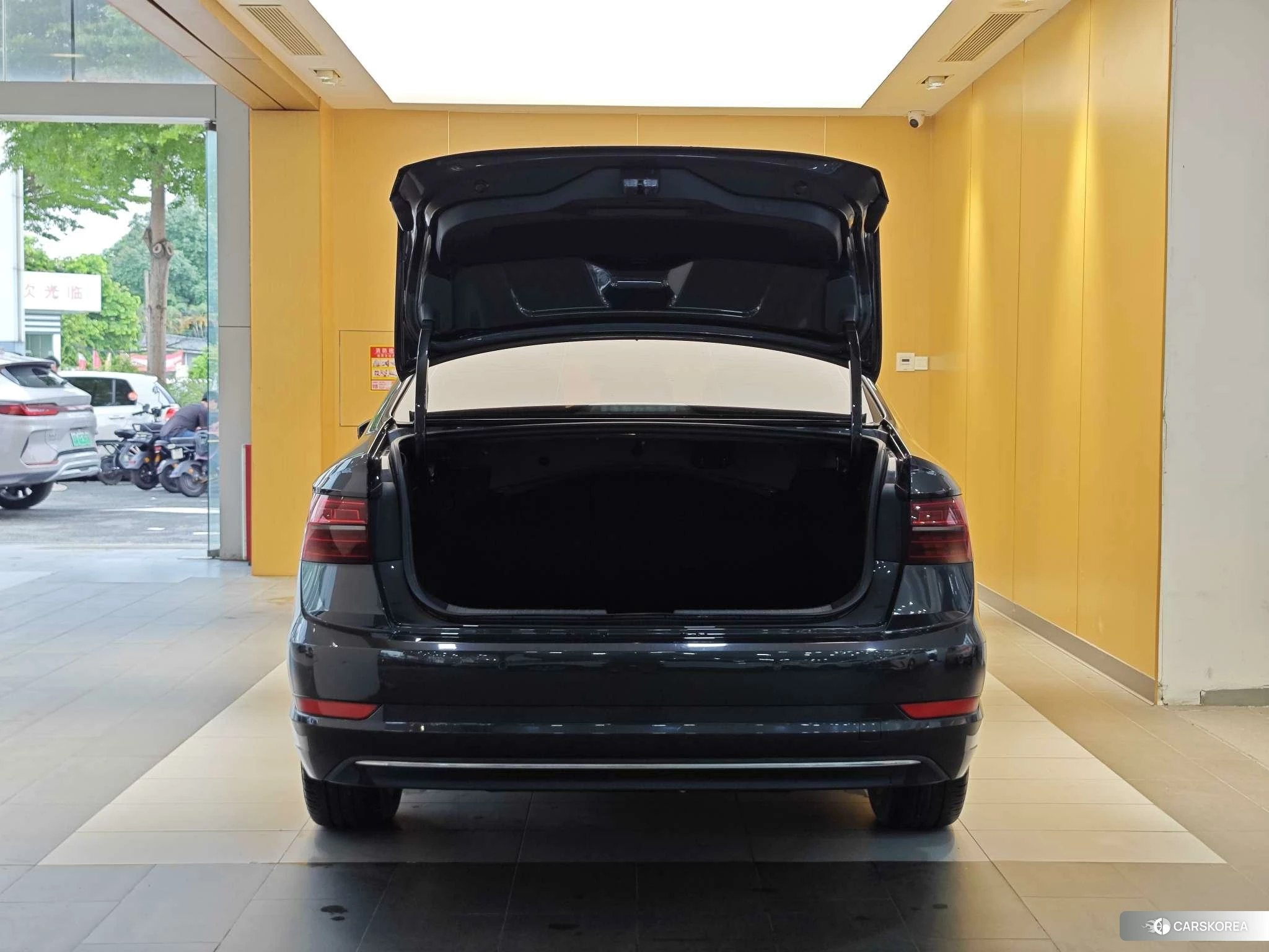 Volkswagen Sagitar id 4515052 из Китая 28