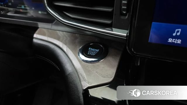 Ford Explorer 6th Generation id 4281581 из Кореи 28