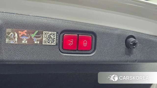 Mercedes-Benz E-Class W214 id 4792113 из Кореи 28