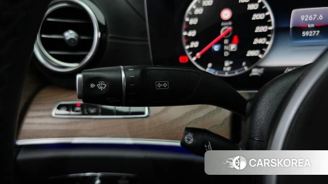 Mercedes-Benz E-Class W213 id 4383894 из Кореи 28