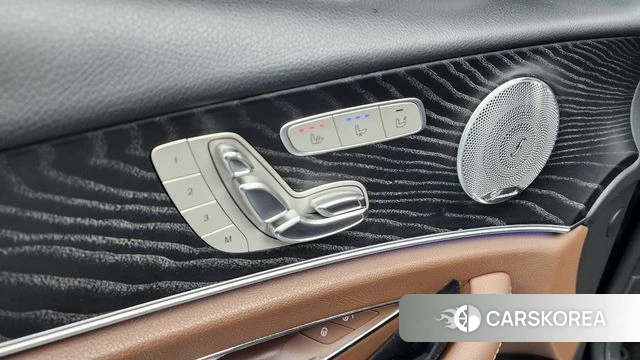 Mercedes-Benz E-Class W213 id 4536482 из Кореи 28