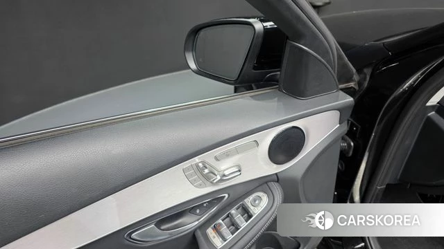 Mercedes-Benz C-Class W205 id 4458759 из Кореи 28