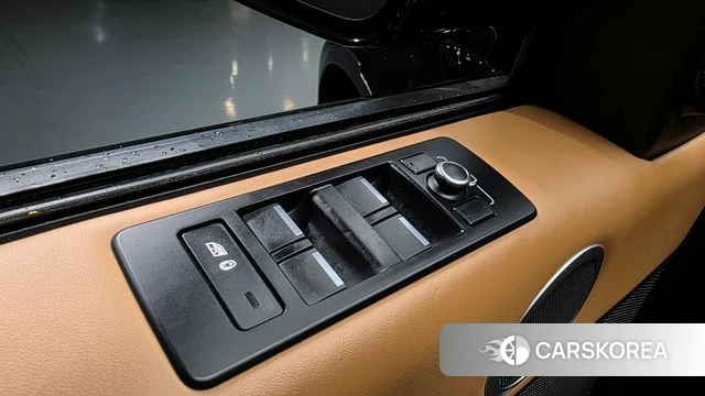 Land Rover Discovery 5 id 4746449 из Кореи 28